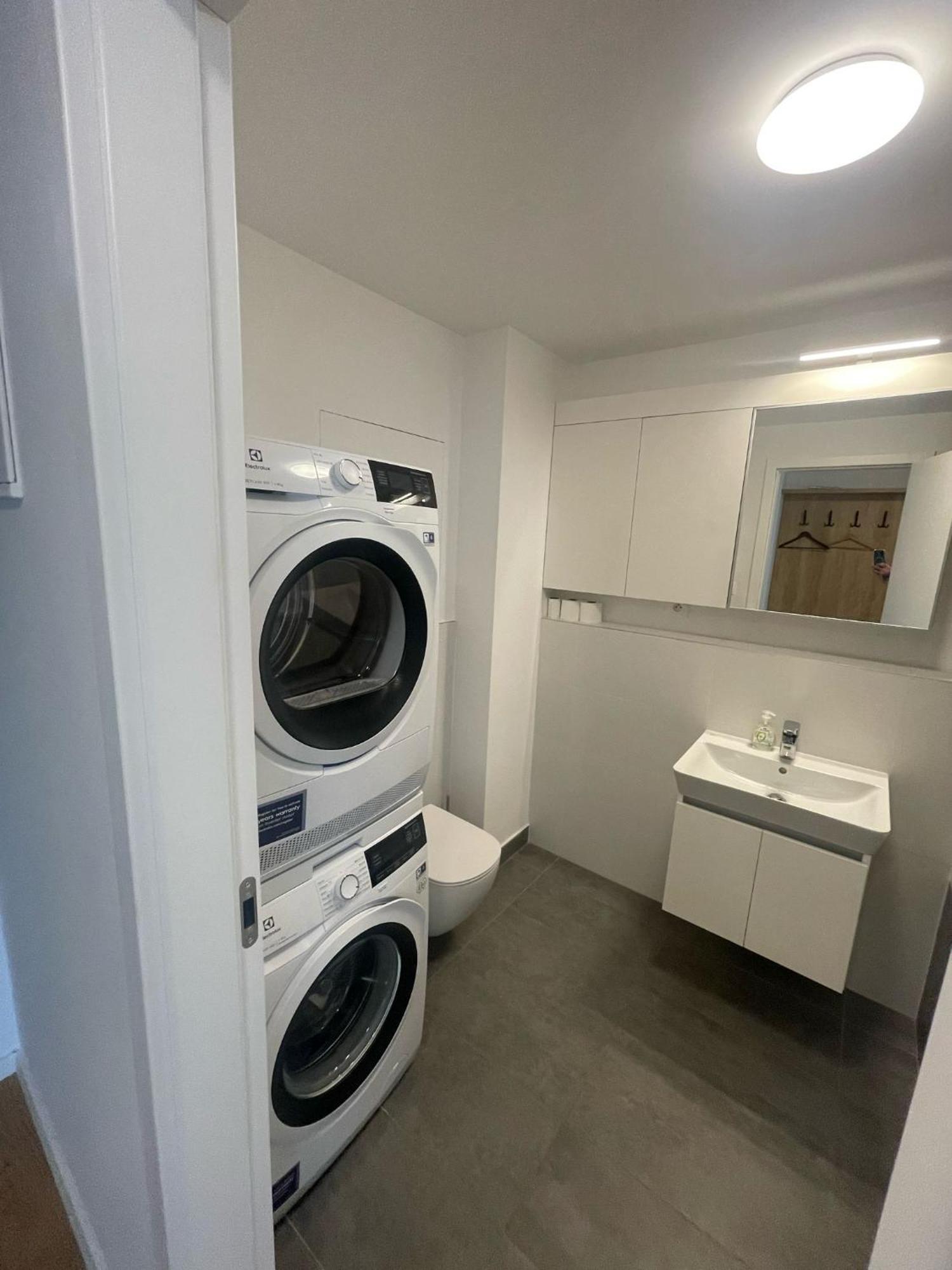 New Downtown Apartment Couple Minute From The Old Town Bratislava Exteriér fotografie